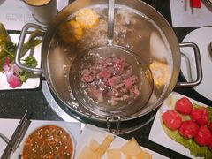 -牛事制造局牛肉火锅(莲岳路店)