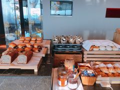 -上海龙之梦万丽酒店