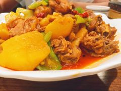 新疆大盘鸡-清真·玛丽亚新疆菜主题餐厅(浙江中路店)