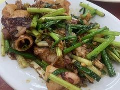 酱爆鲜鱿鱼-滑记海鲜饭店·老字号(海鲜街店)