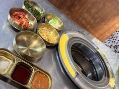 -釜山火炉·海鲜烤肉(紫藤路店)