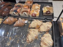 -OUR Bakery(中海环宇荟店)