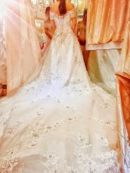 -艾米婚纱&婚礼策划