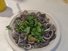 -黑八私房老北京炸酱面