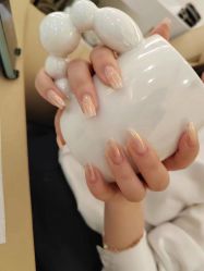 -薇奈尔美甲美睫·科技美肤