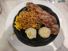 -豪客来牛排(中央花苑店)