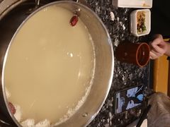 -一席地·本地鸡窝·杭帮鸡火锅(萧山银隆百货店)