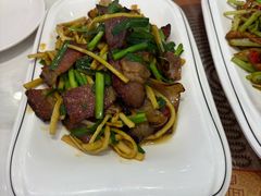 -钟记陕南菜·煎锅鱼(红专南路店)