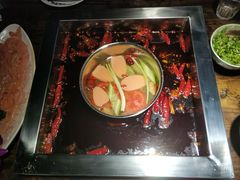 小牛鸳鸯锅底-二荆条·蜀鲜汇城市森林火锅