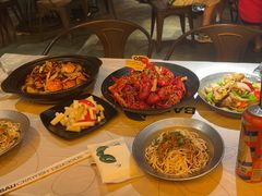 -巴厘龙虾·榜首油焖大虾(音乐学院·沿江酒馆店)