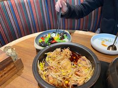 -云海肴·汽锅鸡·云南菜(天山百盛优客店)