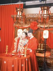 -城市花园婚纱摄影