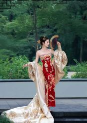 -爱罗婚纱摄影(杭州店)