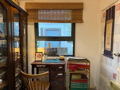 -邊城書店