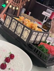 -花嫁丽舍婚礼殿堂(世博江景店)