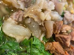 -花溪王记牛肉粉(四季花溪商场店)