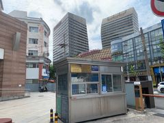 -沪东工人文化宫-停车场