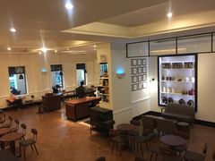 大堂-星巴克臻选(广州沙面店)