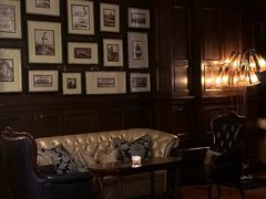 -LONG BAR 廊吧(外滩华尔道夫酒店)