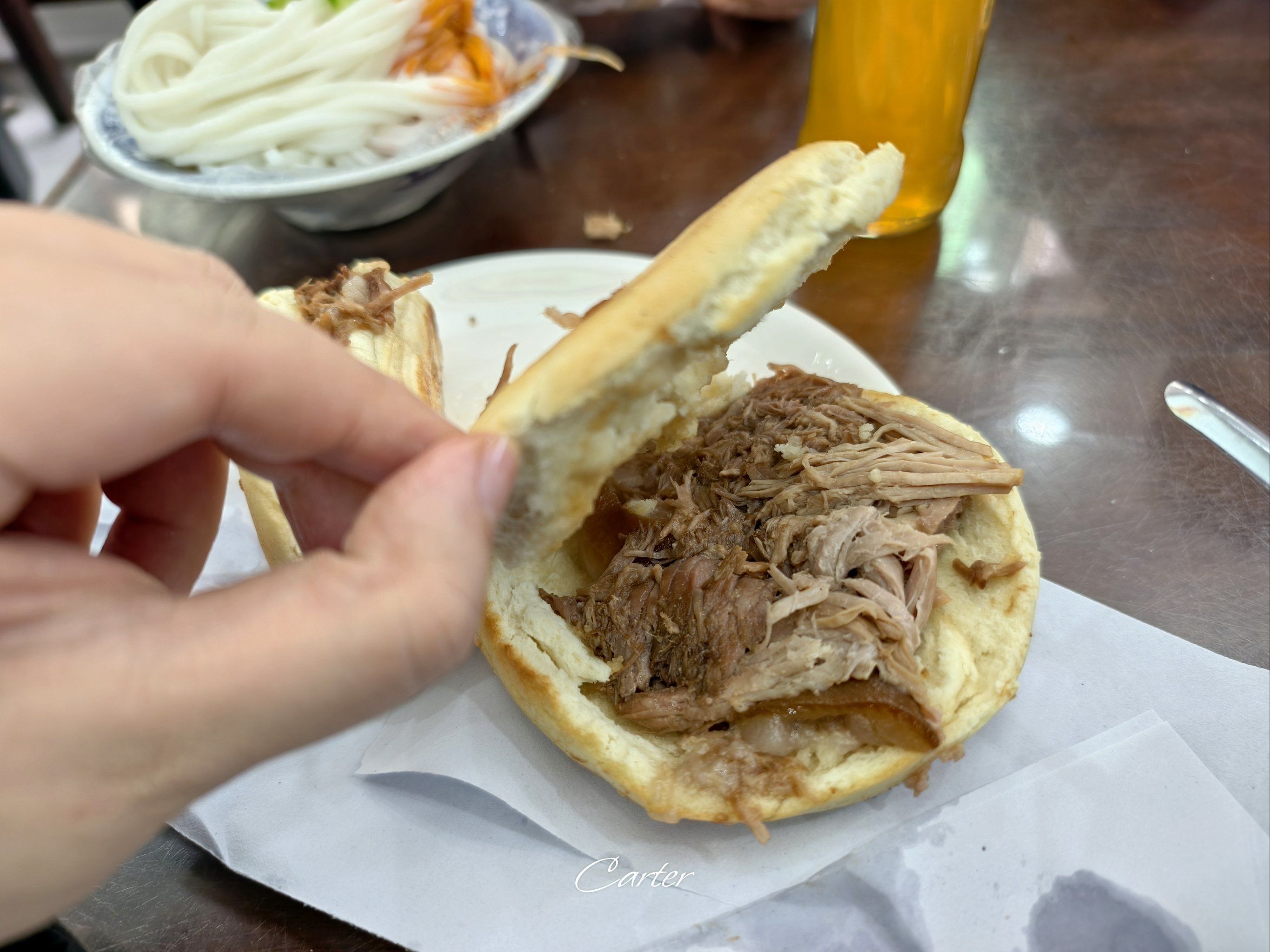 肉夹馍三巨头之一的秦豫肉夹馍