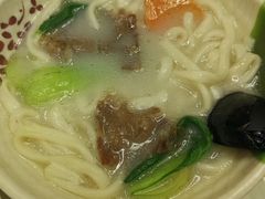 -牛三哥洛阳牛肉汤(生态城店)