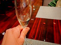 -广州万富希尔顿酒店·感趣自助餐厅·金秋蟹宴生蚝海鲜刺身