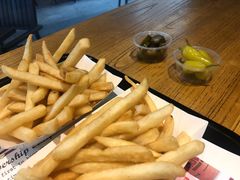 -The Habit Burger Grill 哈比特汉堡(爱琴海店)