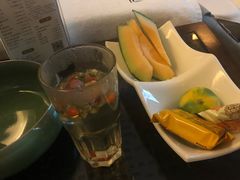 -新盈光·云会所(百丈东路店)