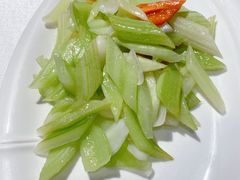 西芹百合-老人和饭店(淮海中路店)
