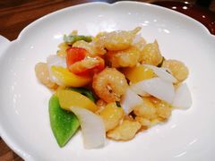 橙汁咕噜明虾丸子-香厨中餐厅(松北香格里拉店)