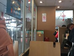-麦当劳(轻轨曹杨路店)
