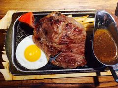 沙朗牛排-意国小镇披萨牛排餐厅(新玛特店)