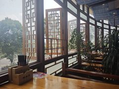 -桥香园过桥米线(国贸店)