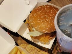 香辣鸡腿堡套餐-肯德基(渔阳店)