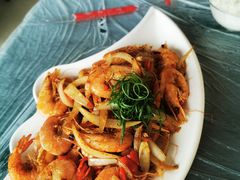 -覃记海鲜美食餐厅