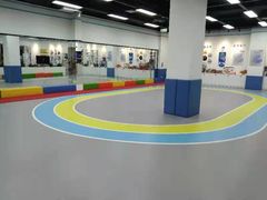 -米高蓝斯克国际轮滑中心(中铁建店)