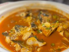 -魏铭鱼头捞饭(晋阳路店)