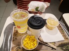 -麦当劳(中唱大厦店)