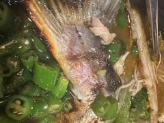-探鱼·鲜青椒爽麻烤鱼(银泰城店)