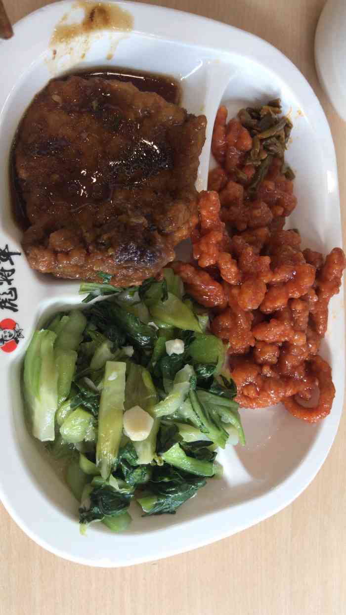 彪将军也是很大的一家快餐连锁 味道不错