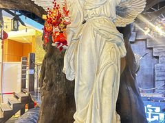 -暴风岛沉浸式体验馆(百联世纪店)