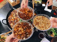 -鸿顺老铁锅美蛙鱼府(解放碑店)