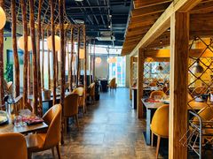 大堂-日进一片海.生腌海鲜火锅.宵夜烧烤(三里屯总店)