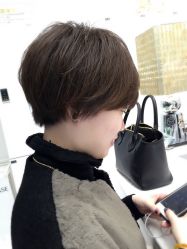 -LA BELLEZA倍丽莎美发沙龙