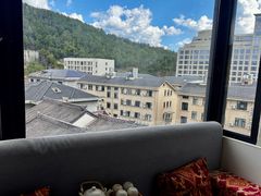 -铂逸梦秦酒店(横店梦幻谷店)