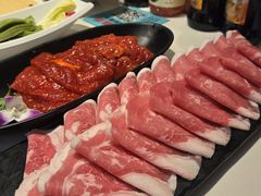 -老牌坊云南鱼豆花火锅(哈西万达店)