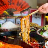 报❗📣火遍朋友圈的火锅店终于开到深圳了