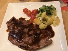 -必胜客(城西银泰店)