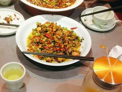 -川芙蓉·市井老川菜(长寿路店)