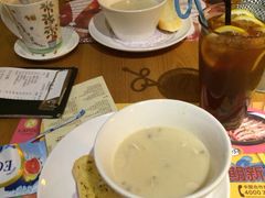 蘑菇忌廉湯-卡朋西餐(较场西路店)
